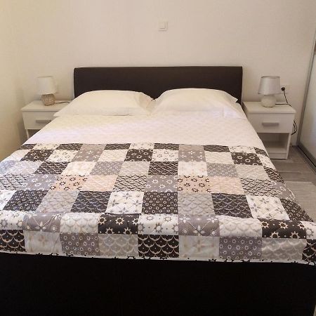 Deluxe Apartment Joia With Balcony On The Beach Bacvice, Free Parking, Old Town, Near Ferry Port Split Buitenkant foto